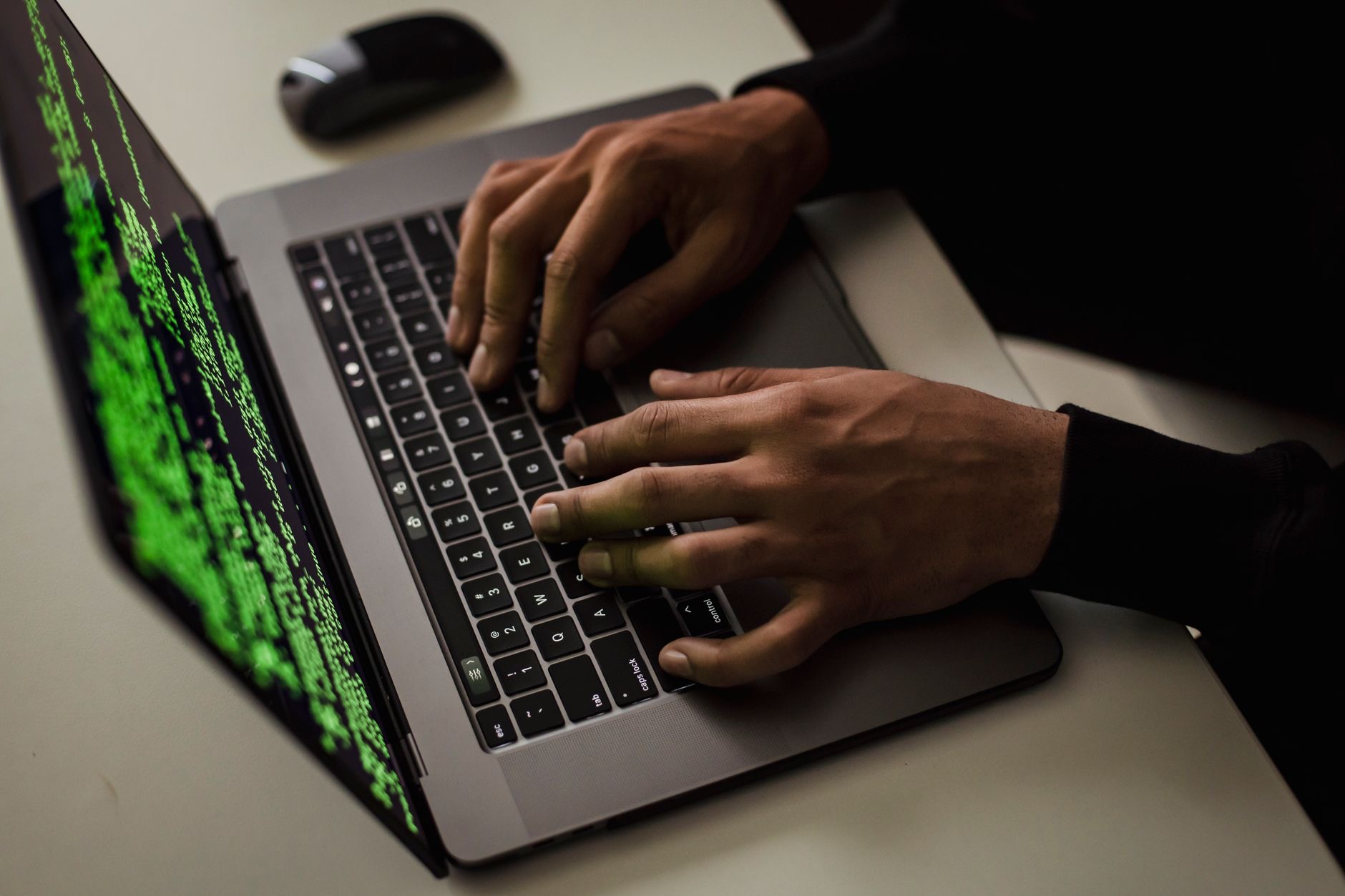 AWS and CrowdStrike Back UAE Cybersecurity Startup Push as First Accelerator Cohort Closes